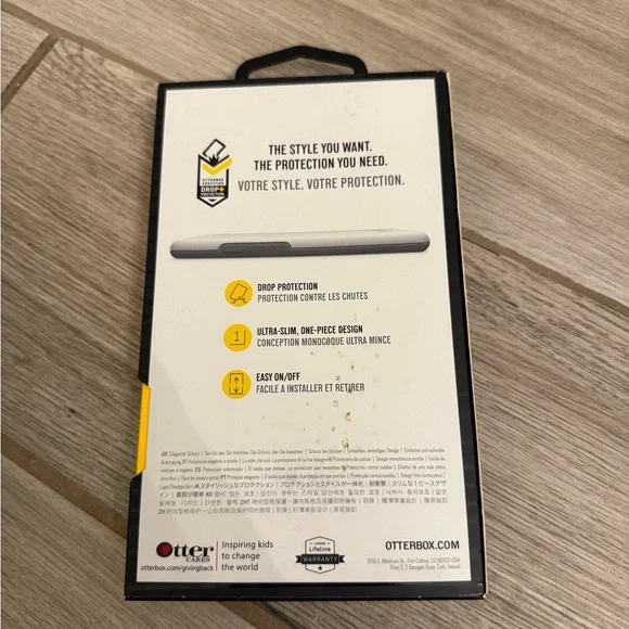 OtterBox Symmetry Case for Samsung Galaxy S10+ - Vibrant Yellow - Picture 2 of 2